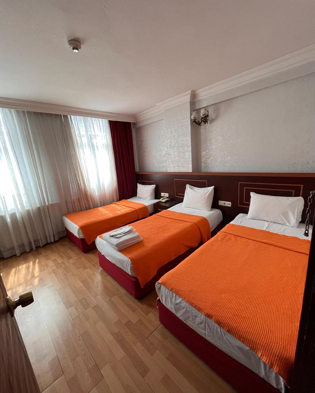 Red White Hotel Istambul Extérieur photo