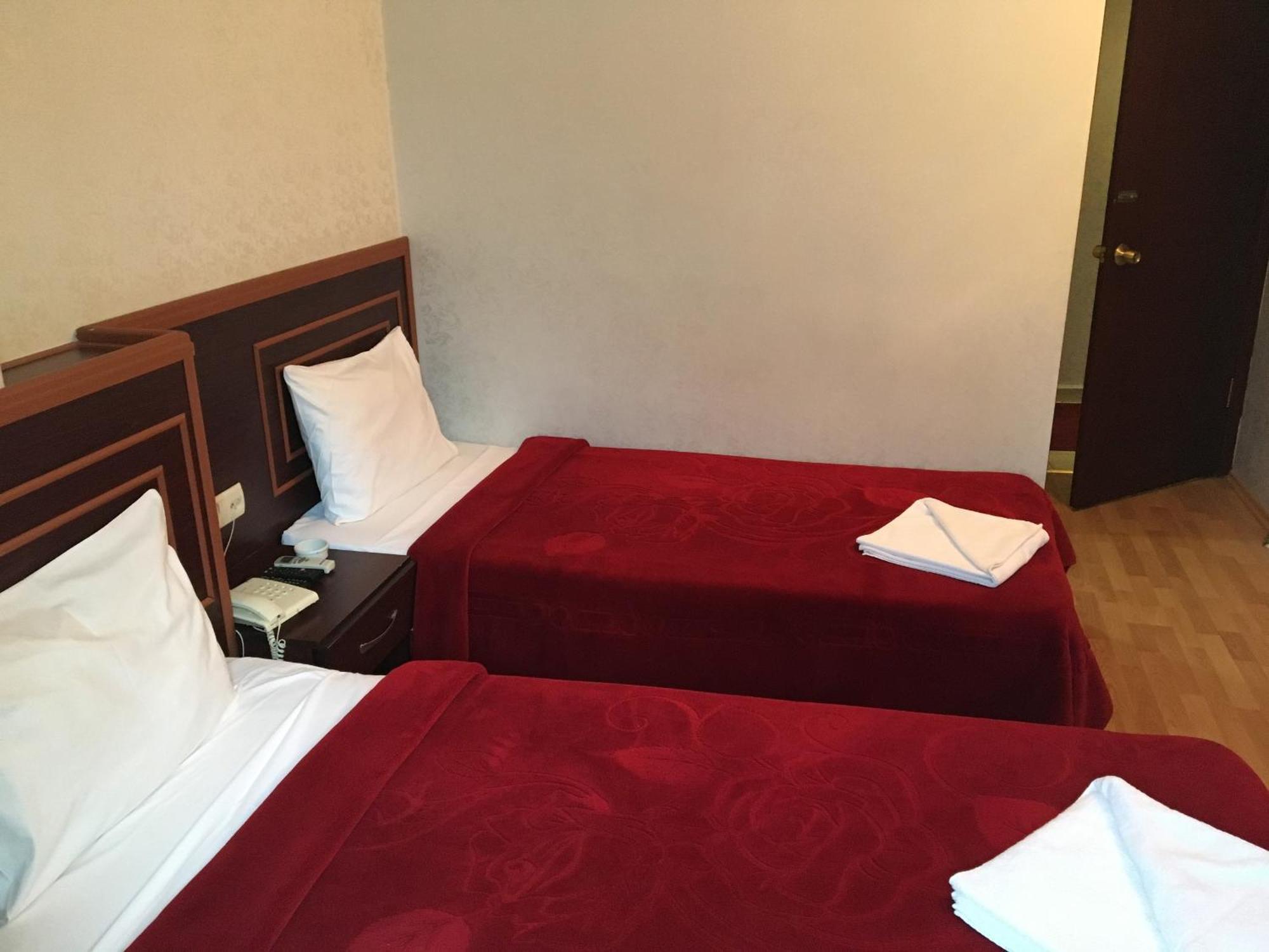 Red White Hotel Istambul Extérieur photo