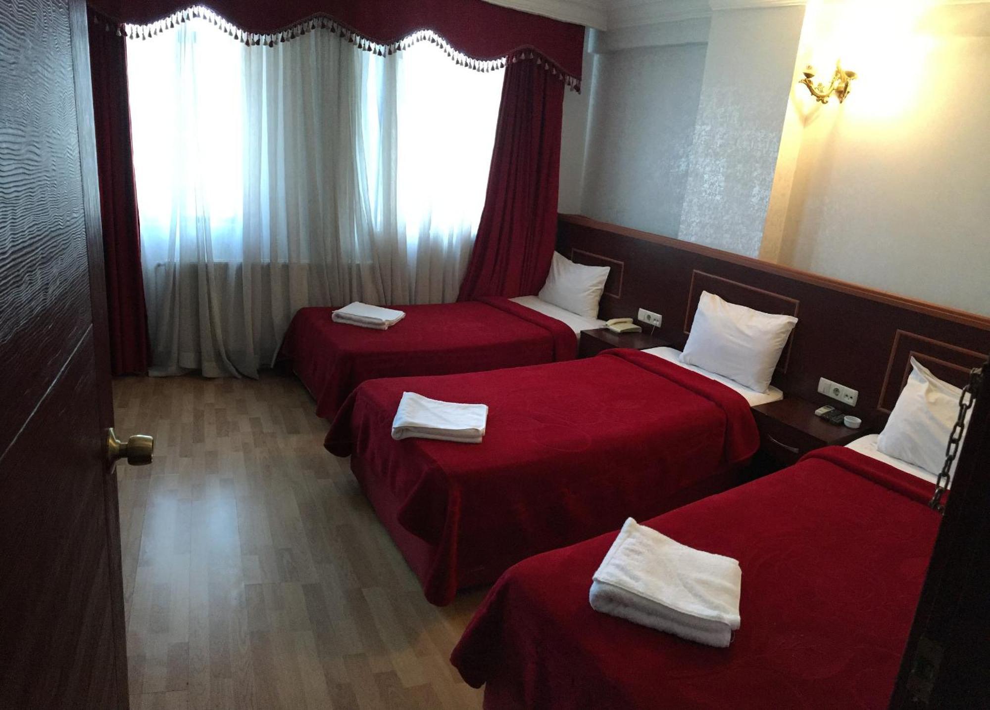 Red White Hotel Istambul Extérieur photo
