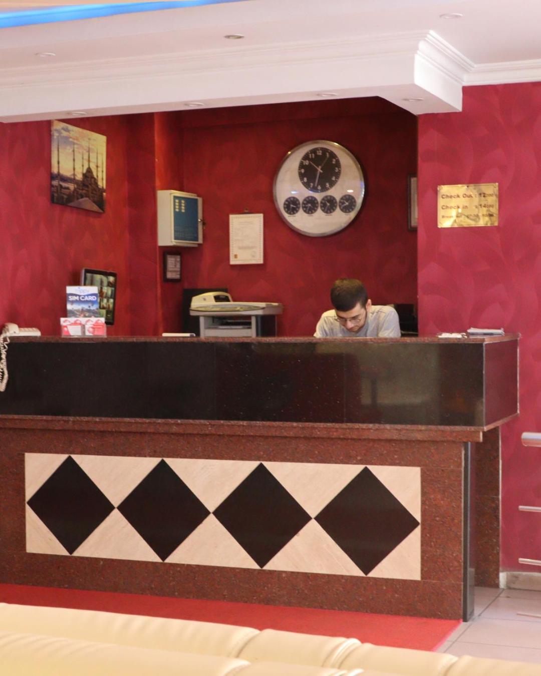 Red White Hotel Istambul Extérieur photo